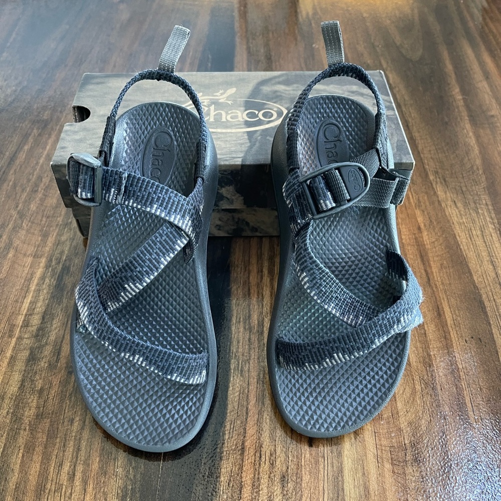 Chacos Kids Size 4